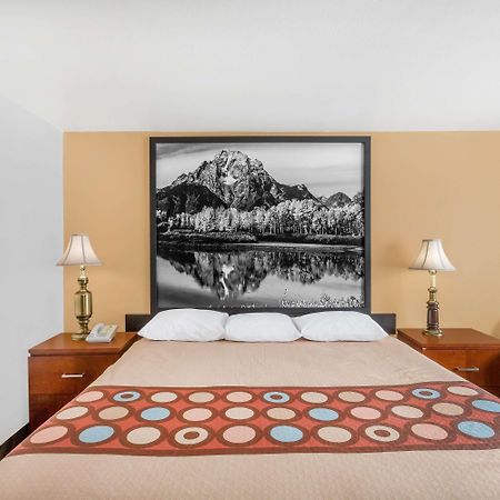 Super 8 By Wyndham Diamondville Kemmerer Bagian luar foto
