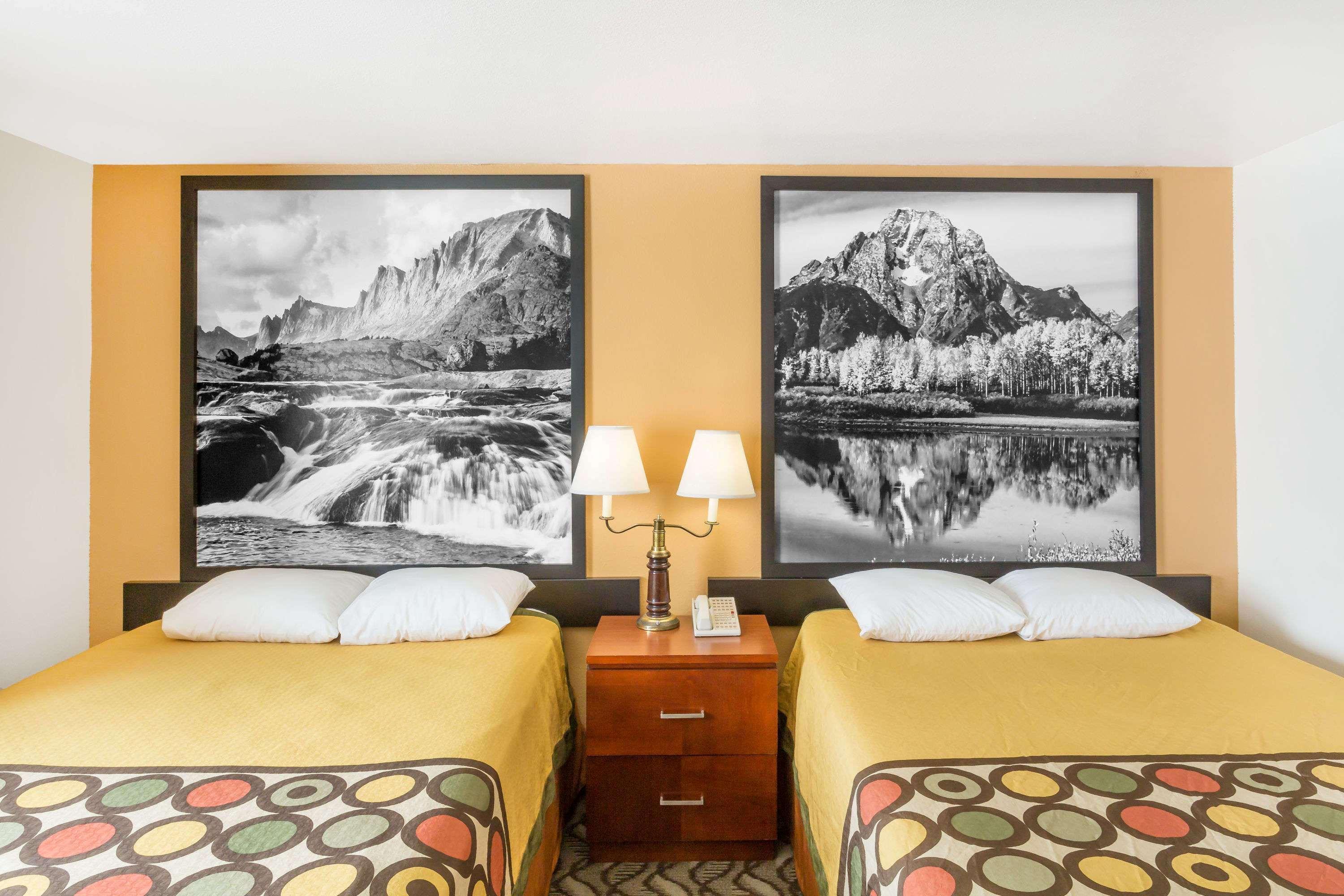 Super 8 By Wyndham Diamondville Kemmerer Bagian luar foto