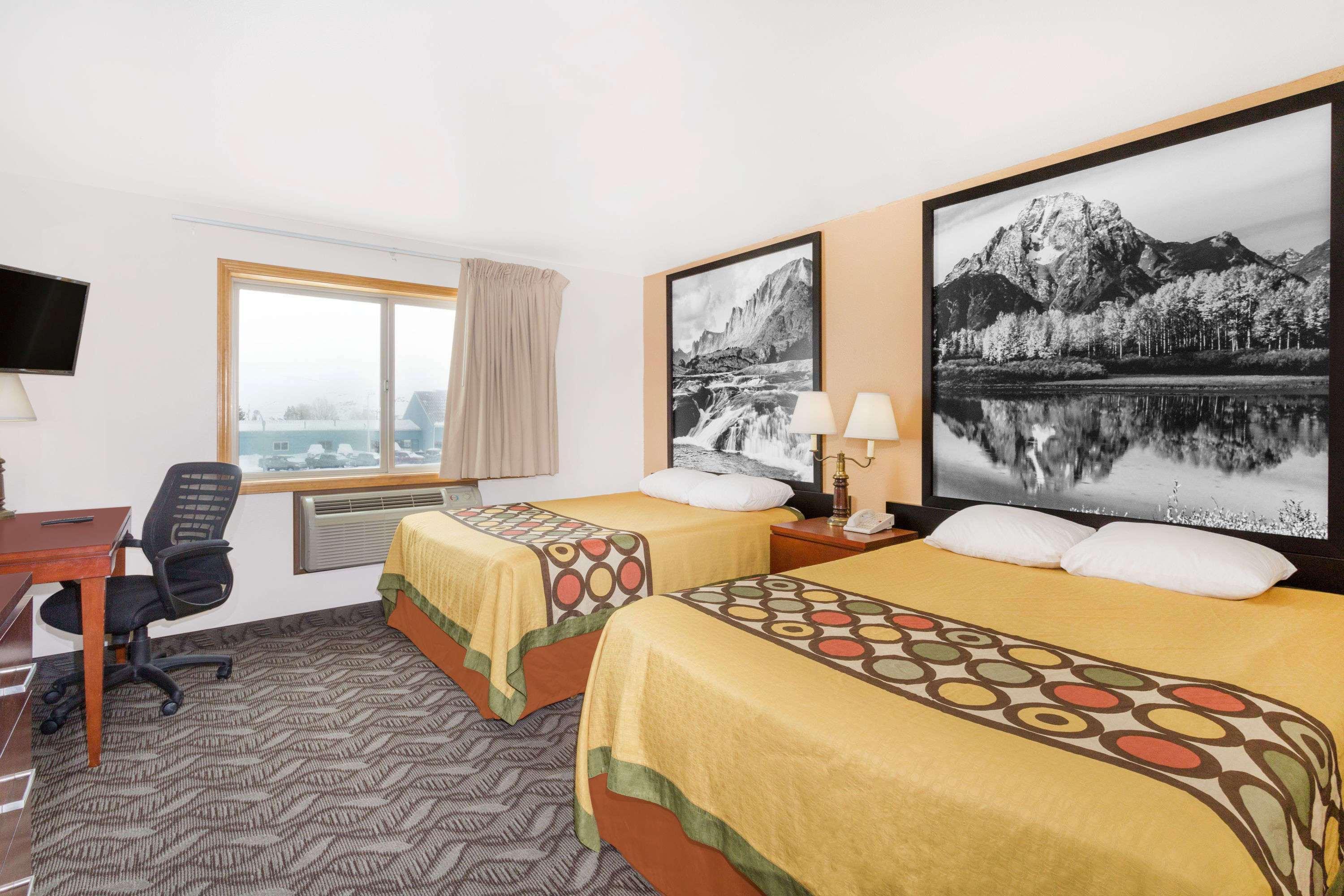 Super 8 By Wyndham Diamondville Kemmerer Bagian luar foto