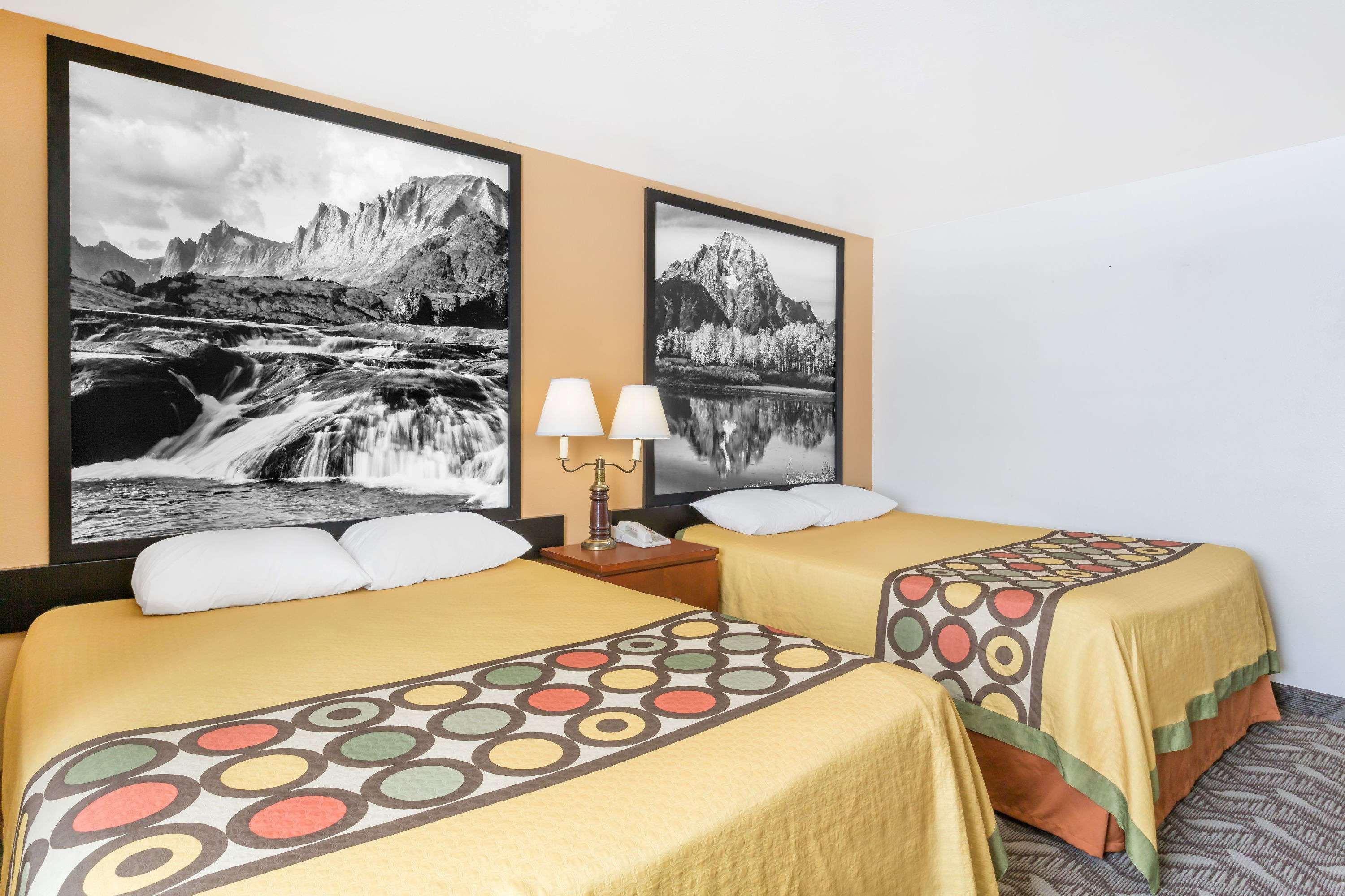Super 8 By Wyndham Diamondville Kemmerer Bagian luar foto
