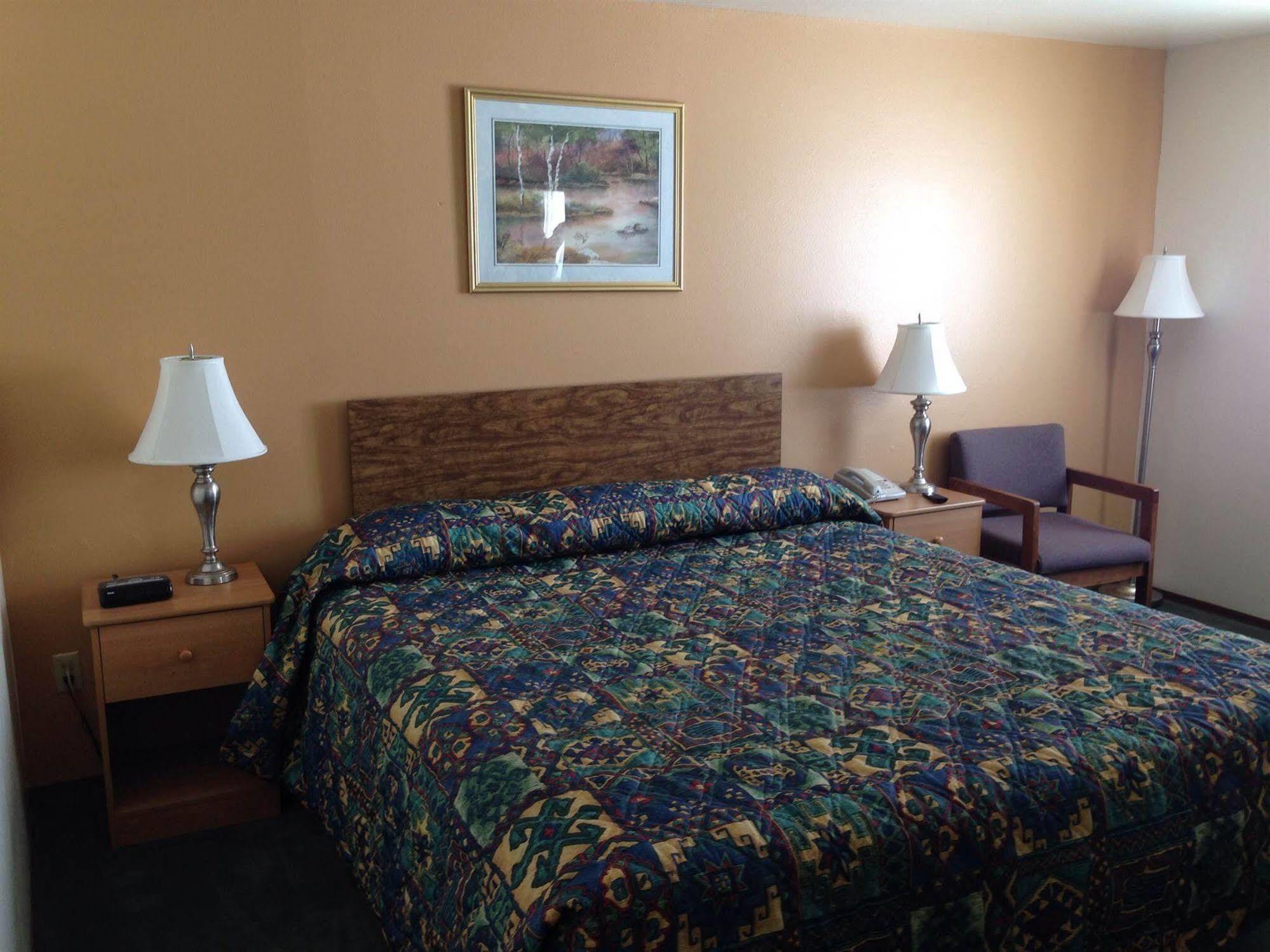 Super 8 By Wyndham Diamondville Kemmerer Bagian luar foto